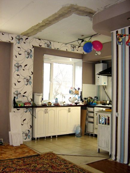 Wallpaper în bucătărie în Hrușciov (38 fotografii) cum să alegi și să lipiți, instrucțiuni, fotografie