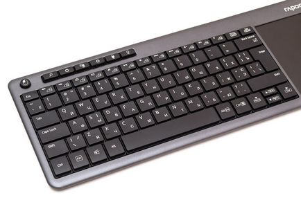 Prezentare generală a tastaturii fără fir cu un rapoo touchpad k2600