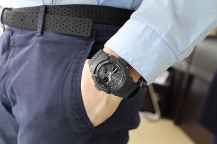 Огляд японських чоловічих годинників casio g-shock awg-m100b-1a