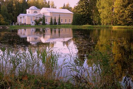 Pavilion Rose în parcul Pavlovsky