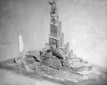 De ce nu a fost construit Palatul Sovietilor