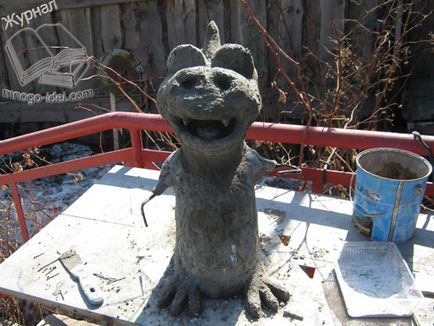 Artizanat pentru grădină, dragon din clasa maestru de ciment