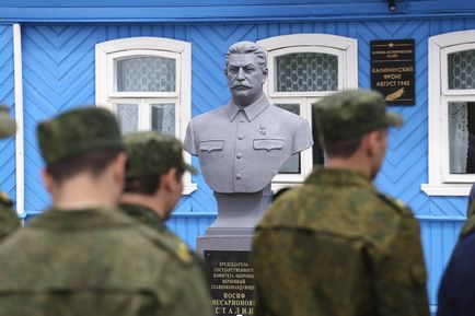 Sub secară a fost deschis un muzeu al lui Iosif Stalin (foto)