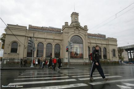 Залучати покупців в торгові центри стає все складніше