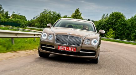 Suntem mulțumiți de constanța sedanului cu bordură de zbor bentley