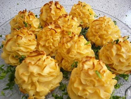Трояндочки з картопляного пюре