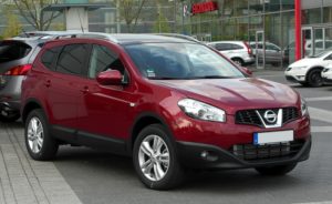 Kormányfogasléc Nissan Qashqai tüneteket okoz meghibásodást, diagnosztikai, beállítása és javítása,