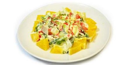 Salate cu piept de pui - delicioase, inimioare si dietetice!