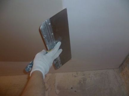 Stucați tavanul cu propriile mâini - tehnologie și instrumente - totul despre plafoane pe un singur loc!