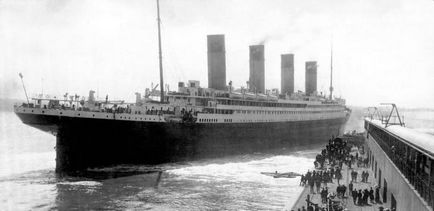 Скільки людей було на Титаніку скільки вижило і скільки загинуло людей на Титаніку