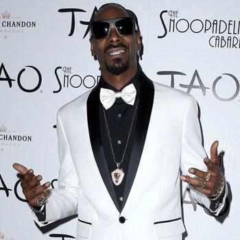 Snoop dogg a recunoscut că a fumat iarbă într-o casă albă, un portal cu clip