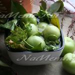 Солоні помідори, фаршировані зеленню і часником на зиму