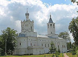 Solotchinsky kolostor címét, hogyan lehet eljutni, hogyan juthatunk el oda, történelem, leírás