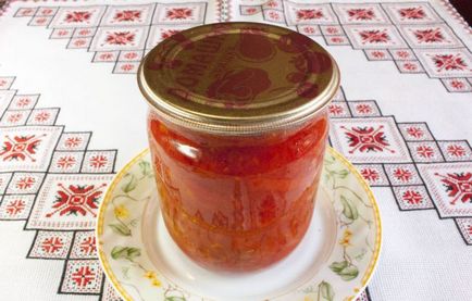 Соуси консервовані на зиму продукти і рецепт для сацебелі, томатного, домашній з помідорами,