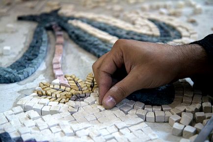 Crearea unui mozaic de tigla