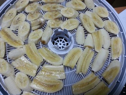 Banane uscate în uscătorul ezidri