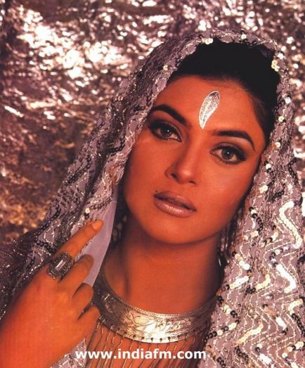 Sushmita Sen (biografie, 34 poze, 2 filme)