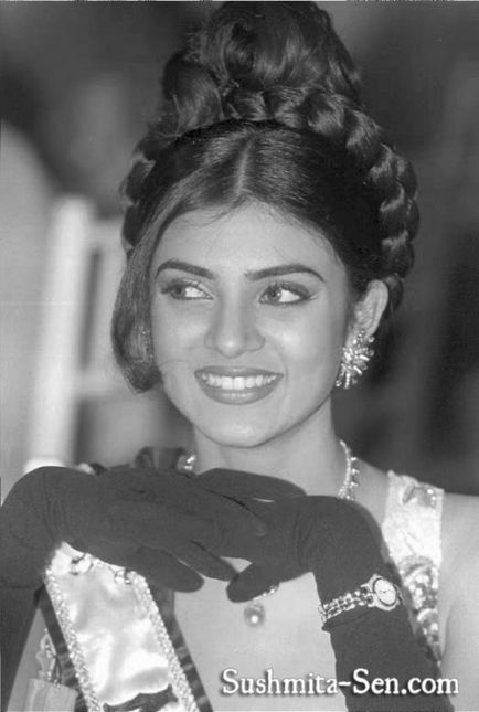 Sushmita Sen (biografie, 34 poze, 2 filme)