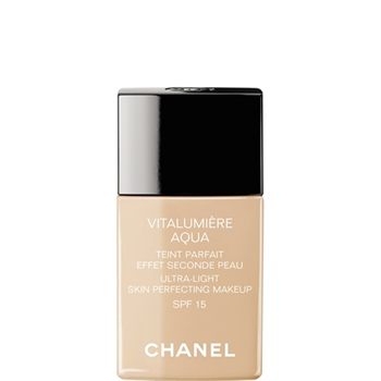 Alapítvány vitalumiere aqua a Chanel -, fényképek és ár