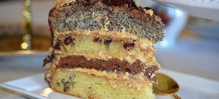 Cake „mese” a vendégek - receptek otthon