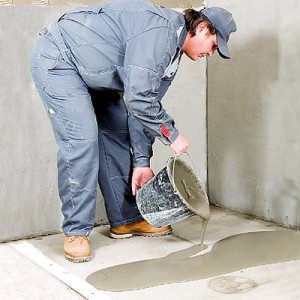 Укладання ламінату на бетонну підлогу, підготовка і вирівнювання підстави, що класти під ламінат