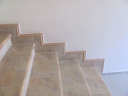 Укладання плитки на сходи матеріали і як їх покласти