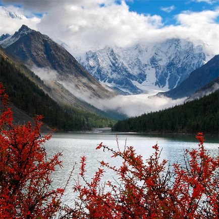 Munții Ural, munte Altai fotografie, imagini, video