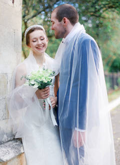 Чудова літня весілля Олени та роману в класичному стилі пройшла в красивій садибі Марфино