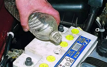 Заміна електроліту в акумуляторі як замінити, скільки потрібно заливати