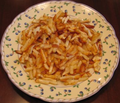 Fried burgonya (fedél alatt) (nedvességet bezárja a pan) Fried burgonya (fedél alatt)