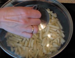 Fried burgonya (fedél alatt) (burgonya) Fried burgonya (fedél alatt)