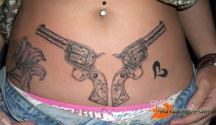 Valoarea unui pistol tatuaj (14 tatuaje foto)
