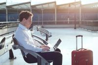 6 безцінні поради, як підключитися до безкоштовного wi-fi в аеропорту