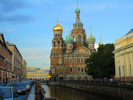 7 Gânduri de salvare pe sânge din Sankt Petersburg