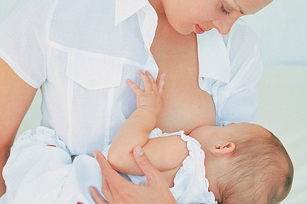Ангіна у годуючої мами особливості лікування, причини та симптоми