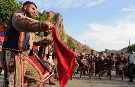 Вірменський танець кочарі