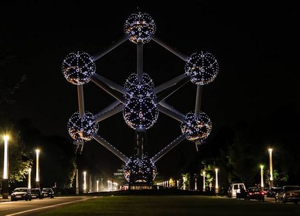 Atomium, Brüsszel - leírás, fotó, építőipar, hogyan juthat