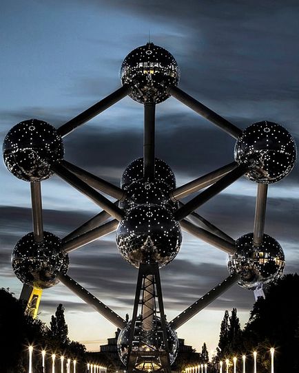 Atomium - simbolul Bruxelles-ului