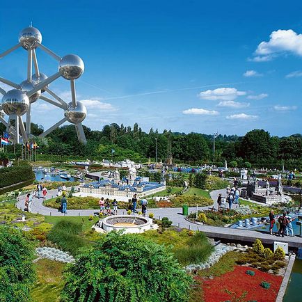 Atomium - simbolul Bruxelles-ului