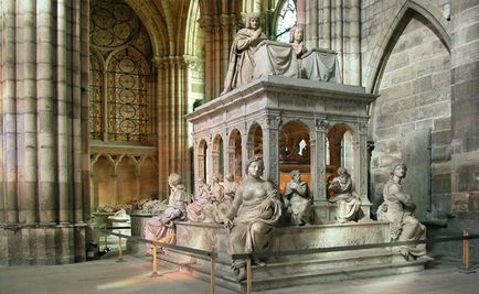 Базиліка сен-дені (basilique saint-denis)