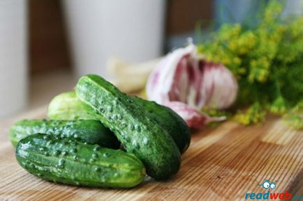 Egy gyors módja annak, hogy készítsen ropogós uborka