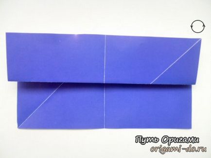 Hârtie de tricou și pantaloni scurți - calea de origami