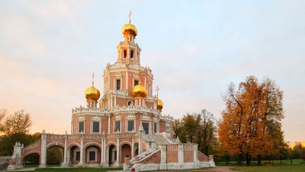 Църква на застъпничеството на Фили в Москва