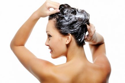 Чим відрізняється бальзам від кондиціонера для волосся рекомендації щодо правильного застосування - жіночий