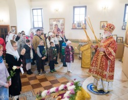 Що відбувається в храмі на паску, стаття