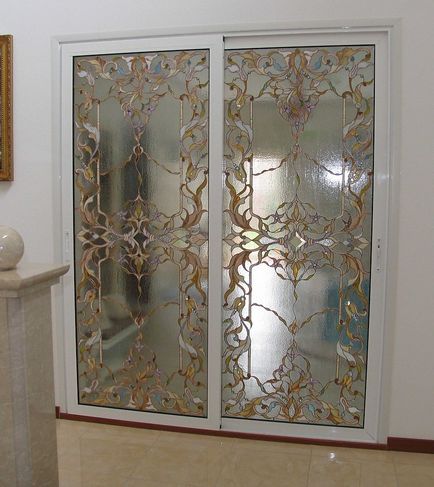 Декор дверей міжкімнатних старих і вхідних своїми руками, прикраса декоративним каменем і рідкими