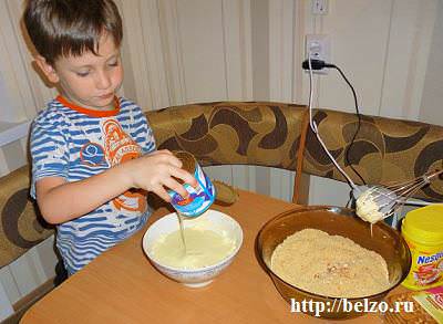 Дитячий рецепт приготування тістечка картопля з печива, розвиваємо дітей самі