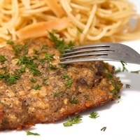 Escalope de curcan într-o tigaie - pregătită