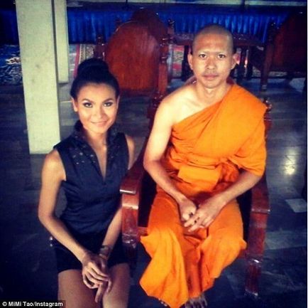 Acest călugăr budist a părăsit mănăstirea și a devenit cel mai frumos model thailandez! (19 poze)