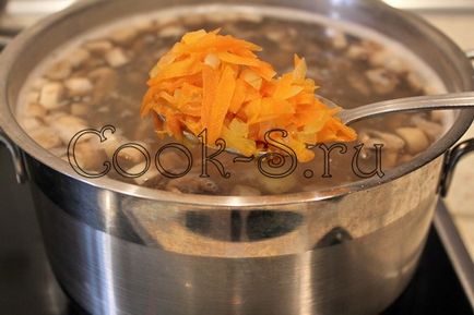 Грибний суп з сиром - покроковий рецепт з фото, перші страви